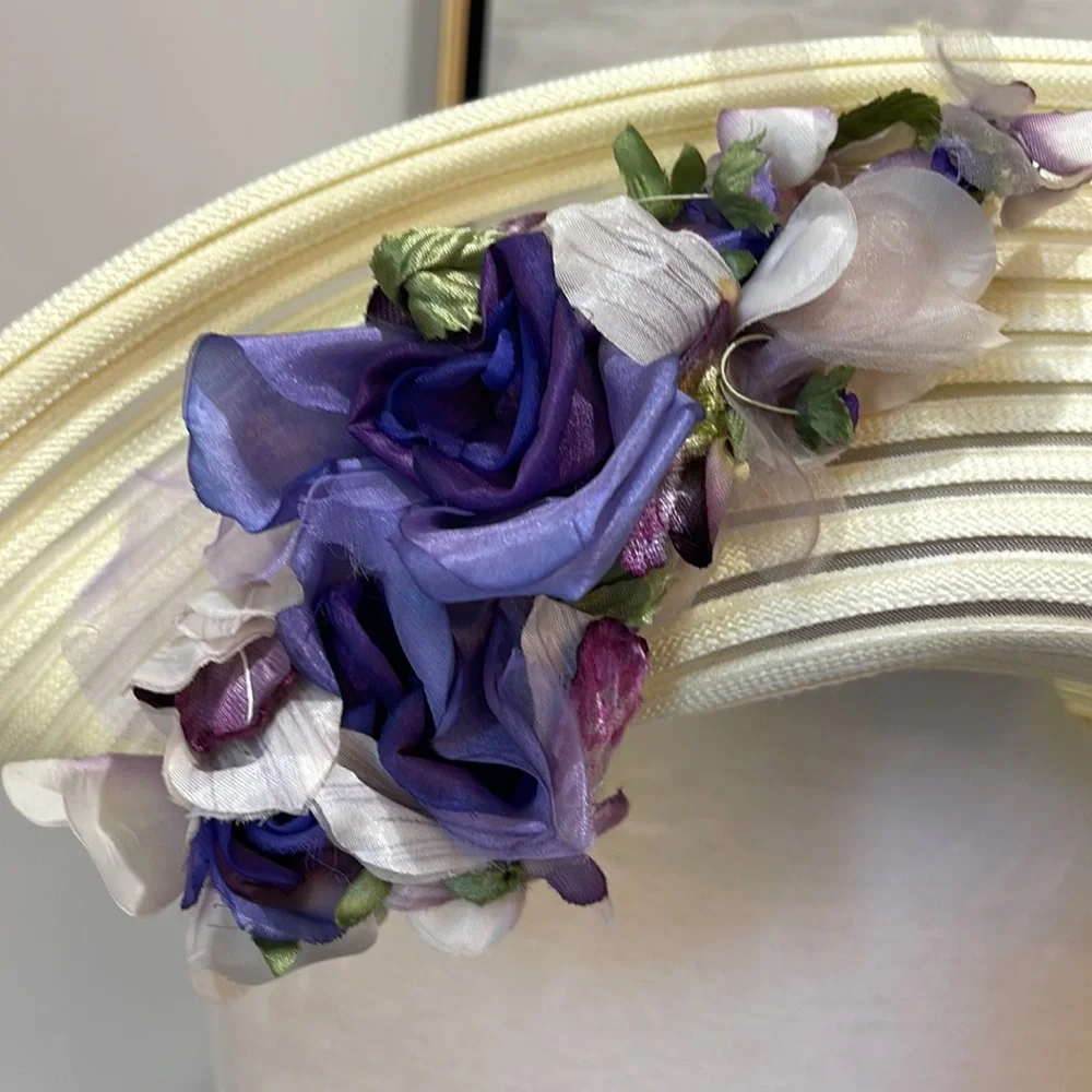 Hat - Picture 2 of 7